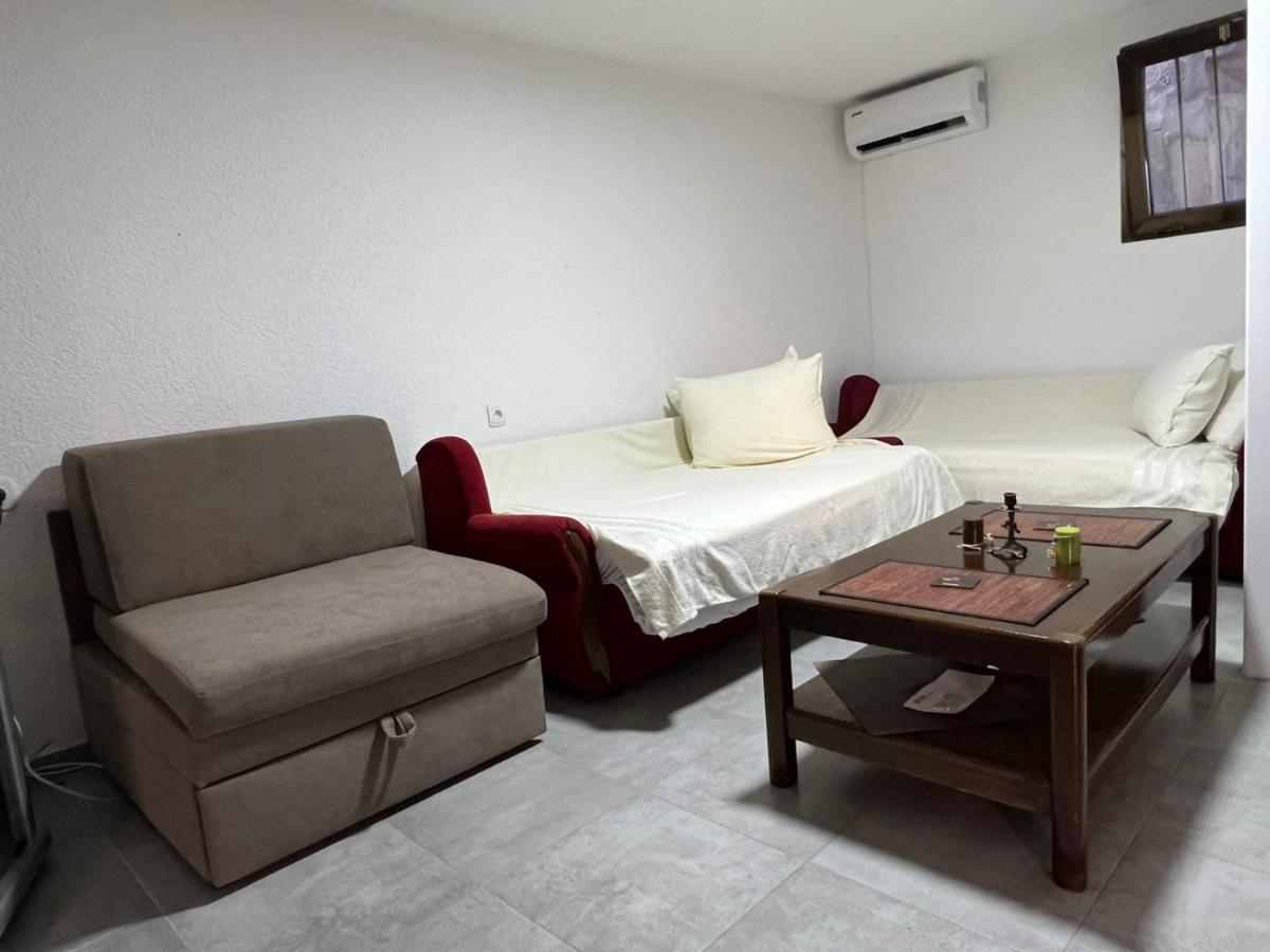 Relax Apartmani Sutomore Ngoại thất bức ảnh